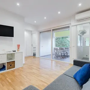 Giulio Cesare Luxury 2 , Roma Italia